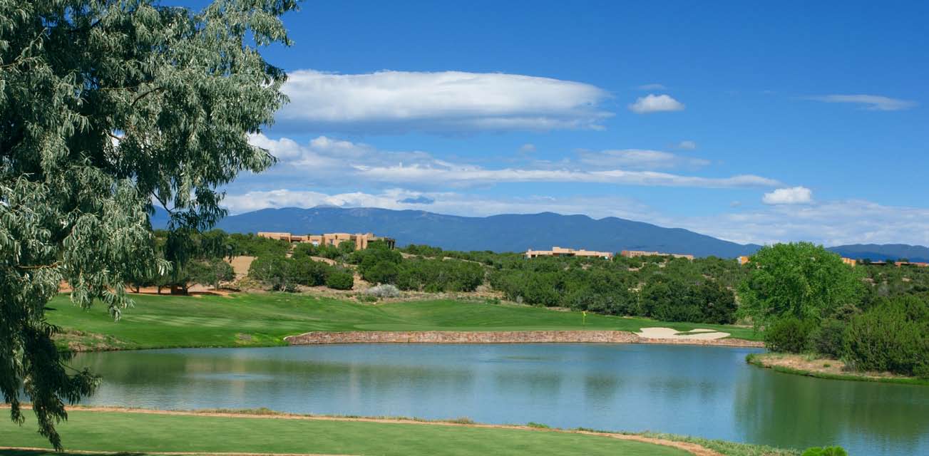 Santa Fe neighborhood view, guide to best areas for second homes